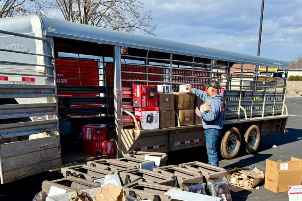 Man loading a trailer